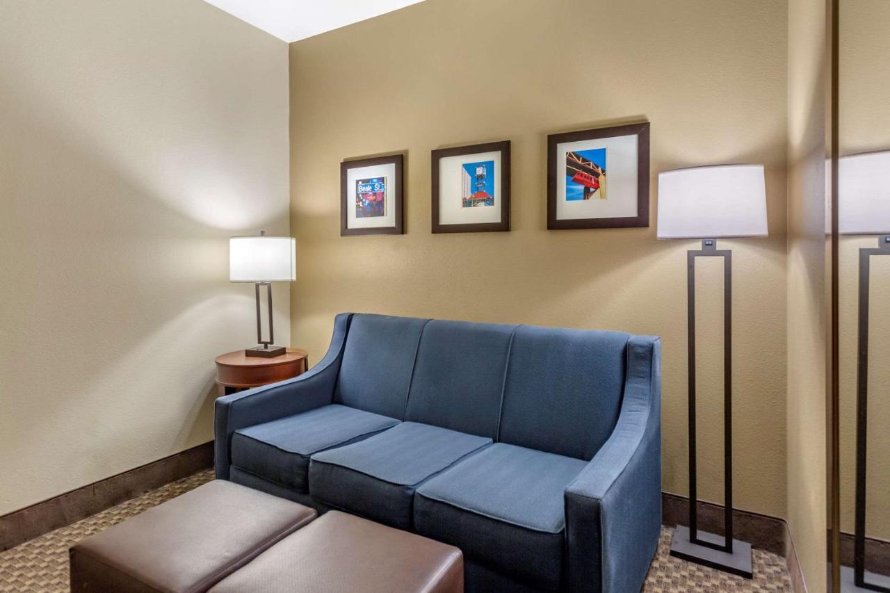 Comfort Suites Мемфіс Екстер'єр фото